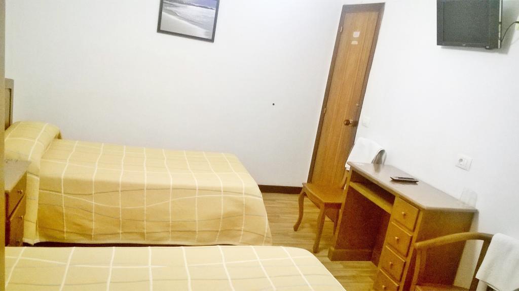 Hostal El Cairo Φερόλ Εξωτερικό φωτογραφία