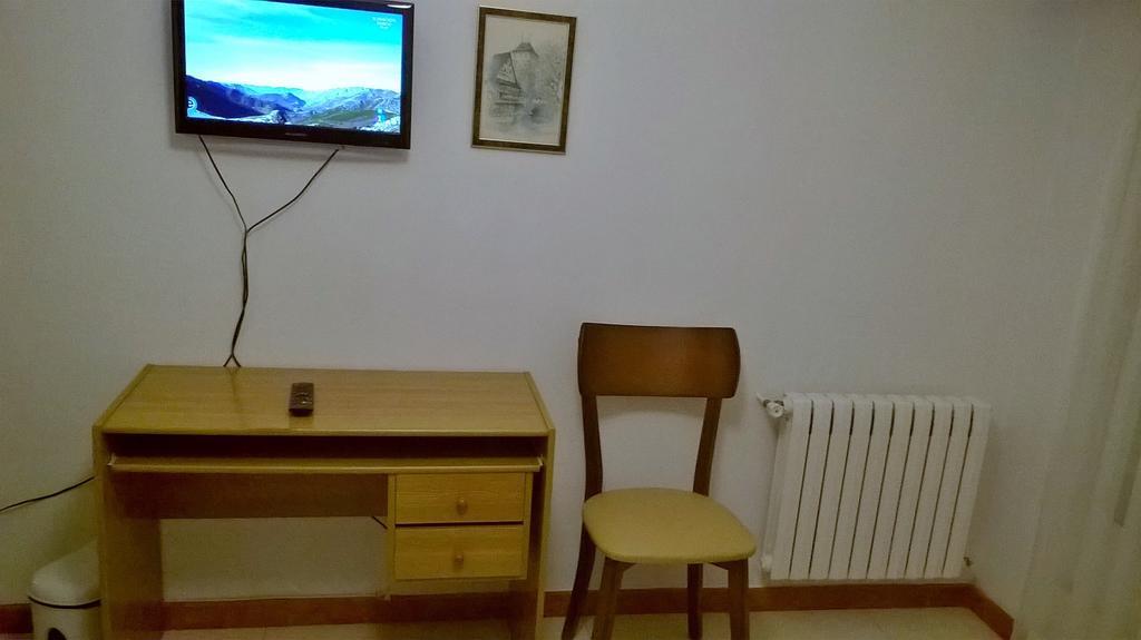 Hostal El Cairo Φερόλ Εξωτερικό φωτογραφία