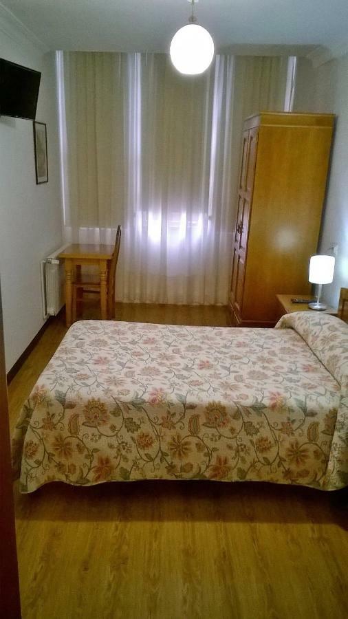 Hostal El Cairo Φερόλ Εξωτερικό φωτογραφία