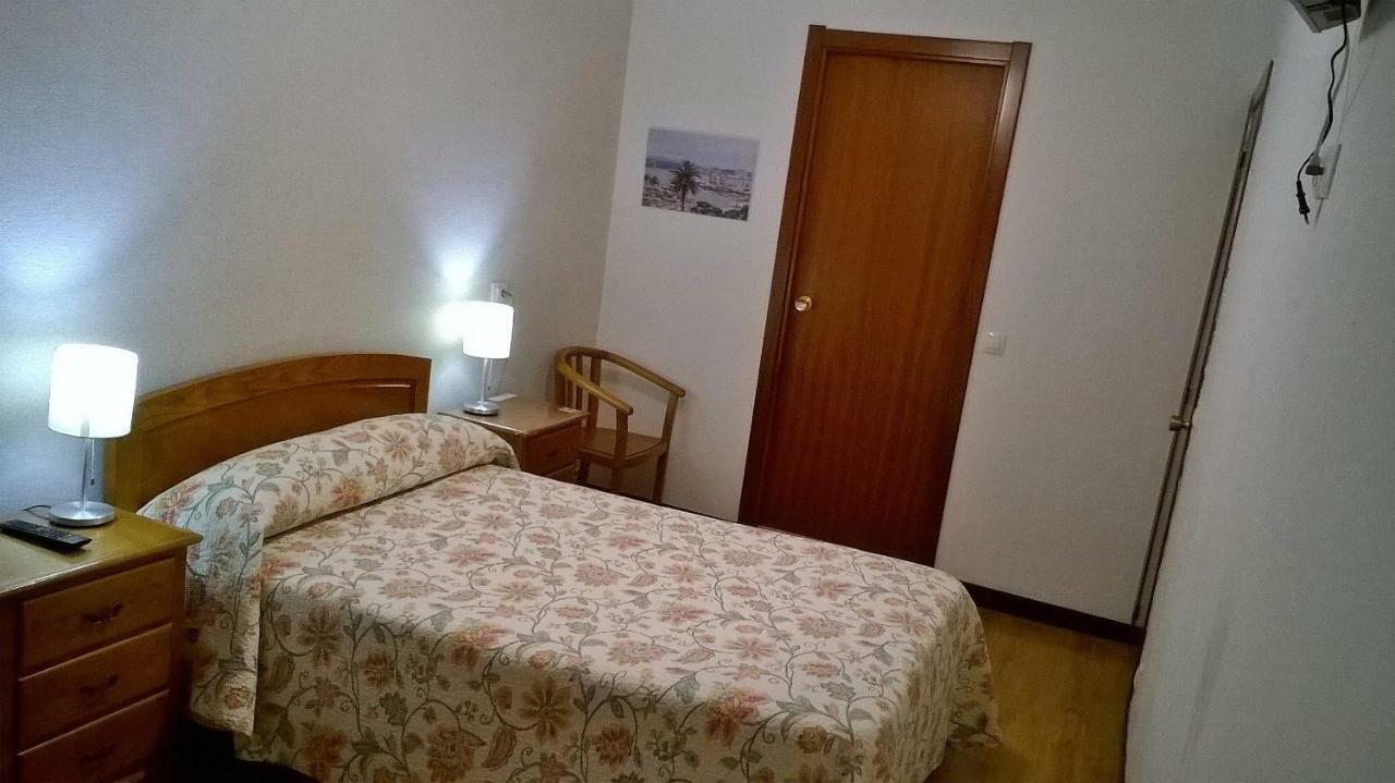 Hostal El Cairo Φερόλ Εξωτερικό φωτογραφία