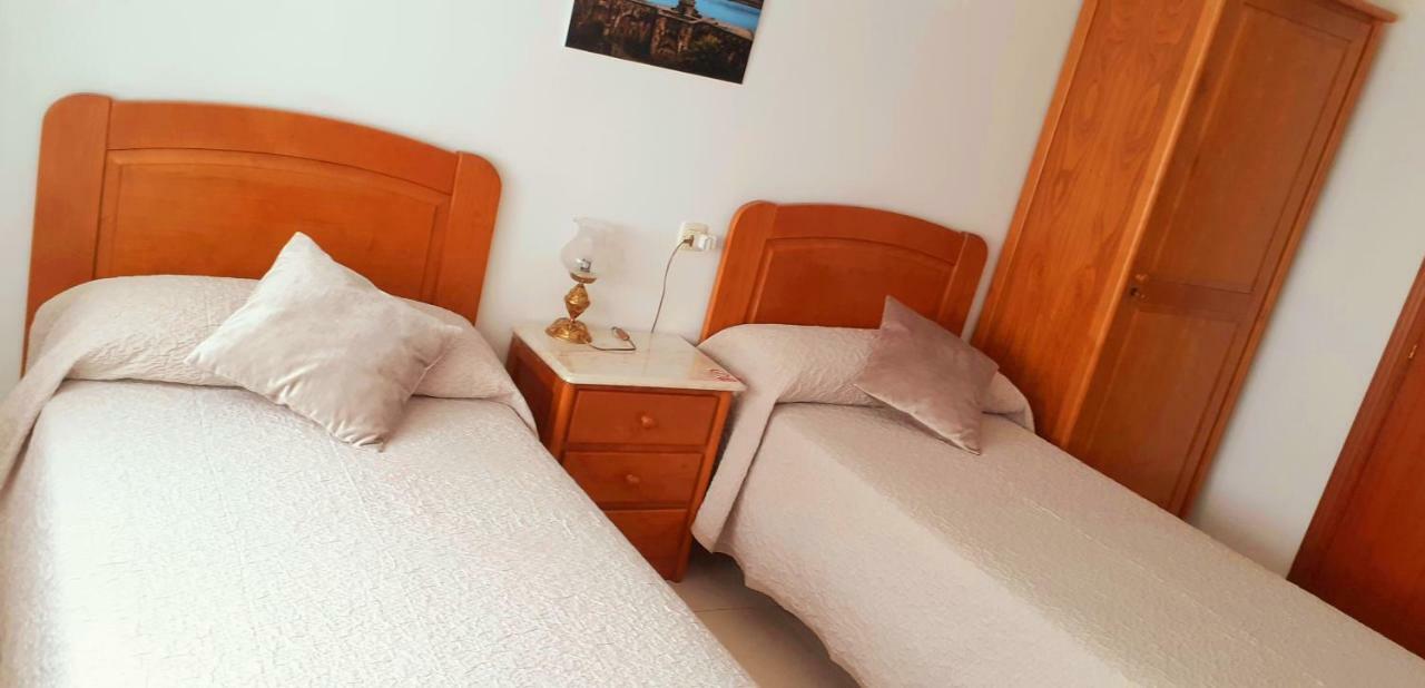 Hostal El Cairo Φερόλ Εξωτερικό φωτογραφία